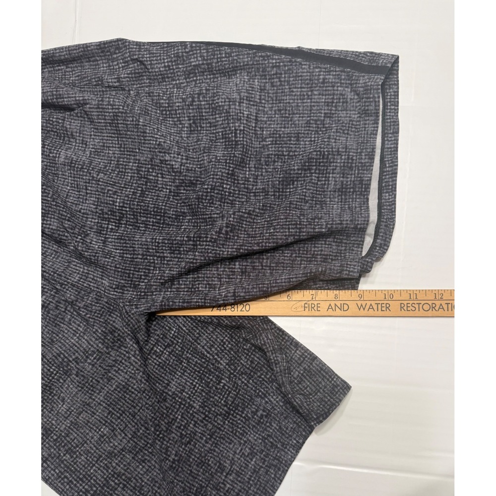 Lululemon Mens‎ Grey Grid Textured Athletic Training Running Shorts Size M - Picture 7 of 8
